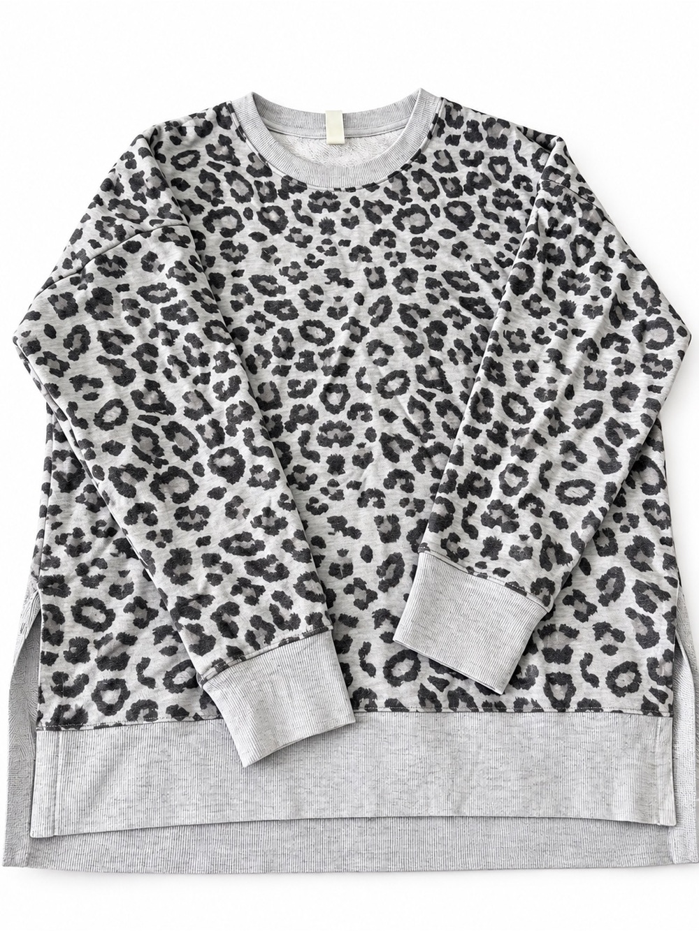 Lightweight Leopard sweat shirt XXL